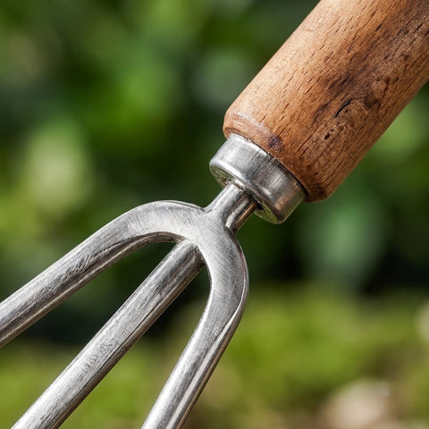Hand Cultivator with Wooden Handle and Three Tines for Soil Loosening and Gardening